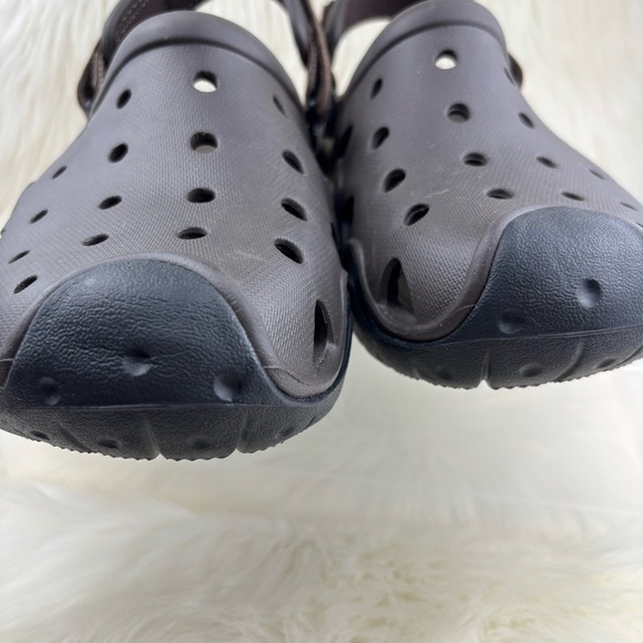 CROCS Dual-Tone Clogs - Picture 7 of 10